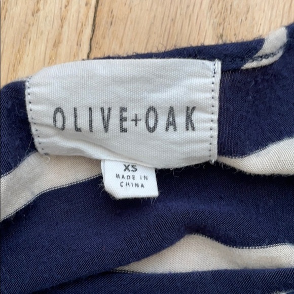 Olive + Oak Top - Picture 4 of 5